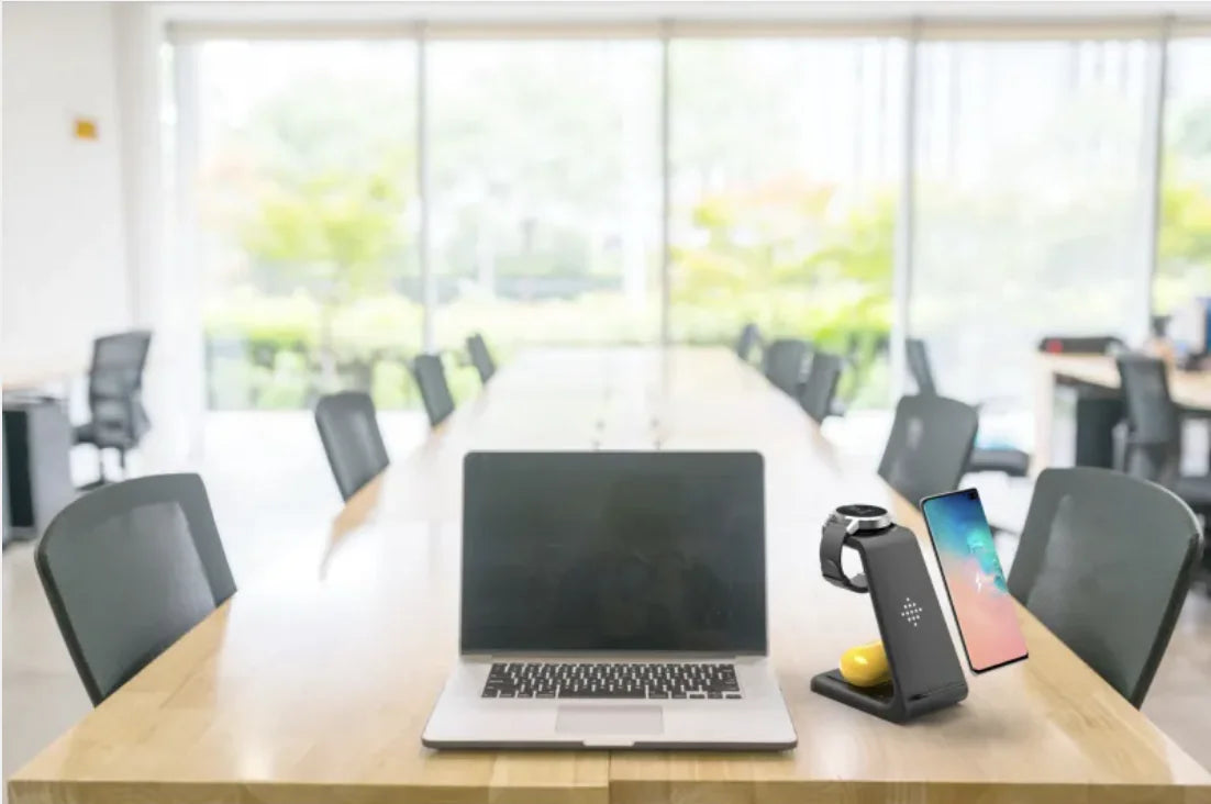 3-in-1 Wireless Charging Station - iPhone, AirPods & Apple Watch