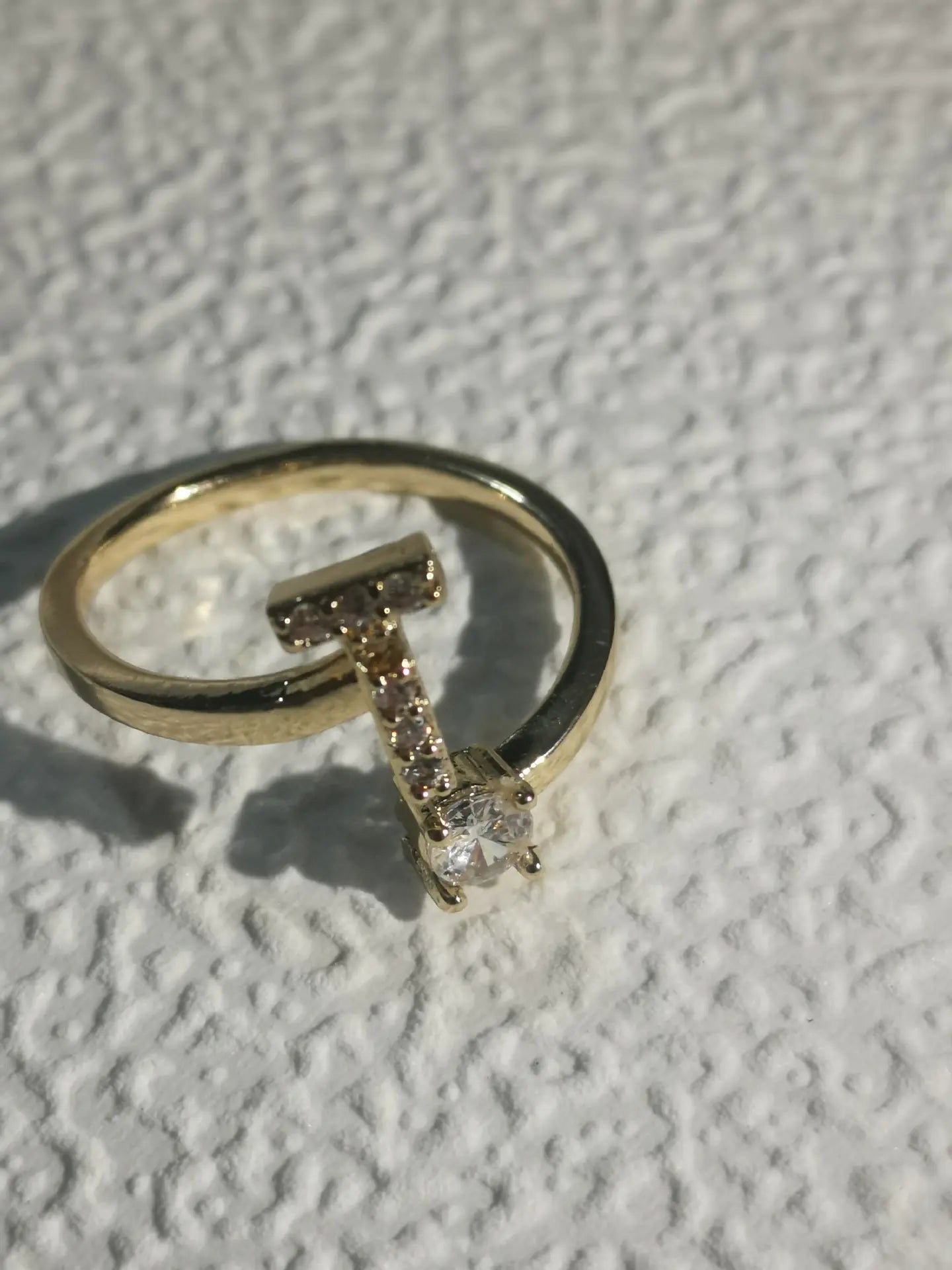 Zircon Letter Ring - Personalized Micro-Inlaid Jewelry