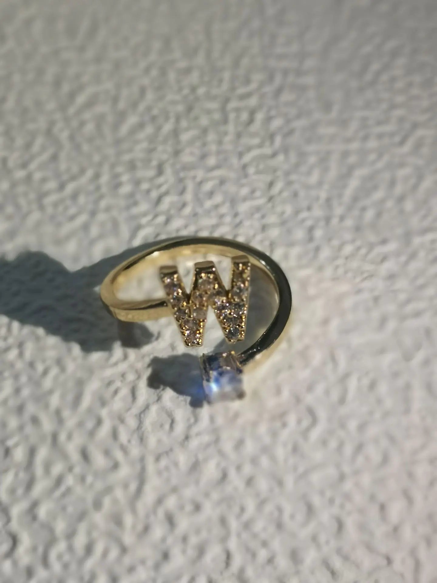 Zircon Letter Ring - Personalized Micro-Inlaid Jewelry