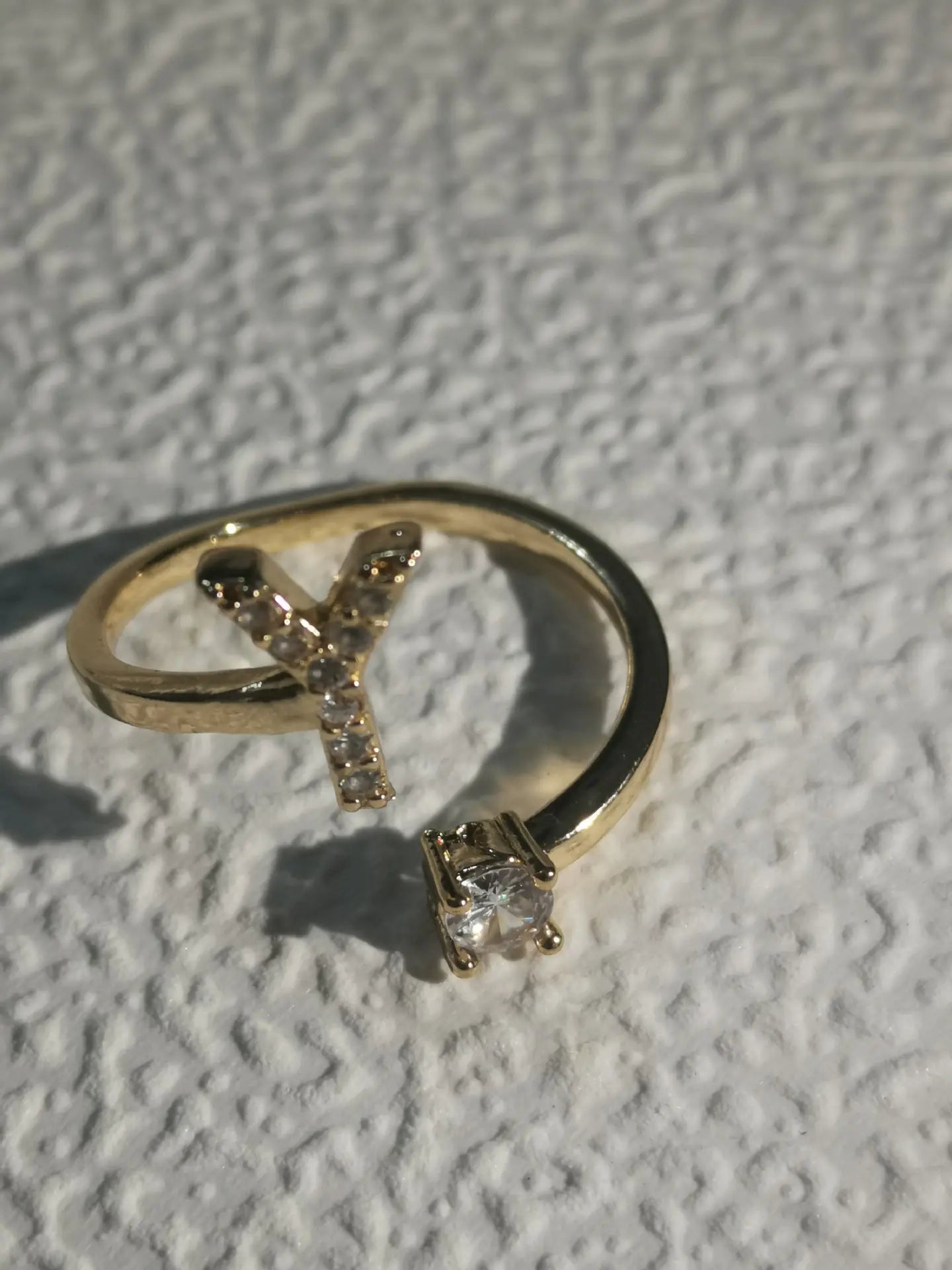 Zircon Letter Ring - Personalized Micro-Inlaid Jewelry