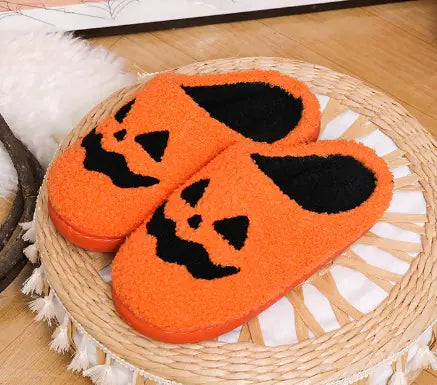 Cozy Halloween Slippers - Spooky Indoor House Shoes for Fall Season