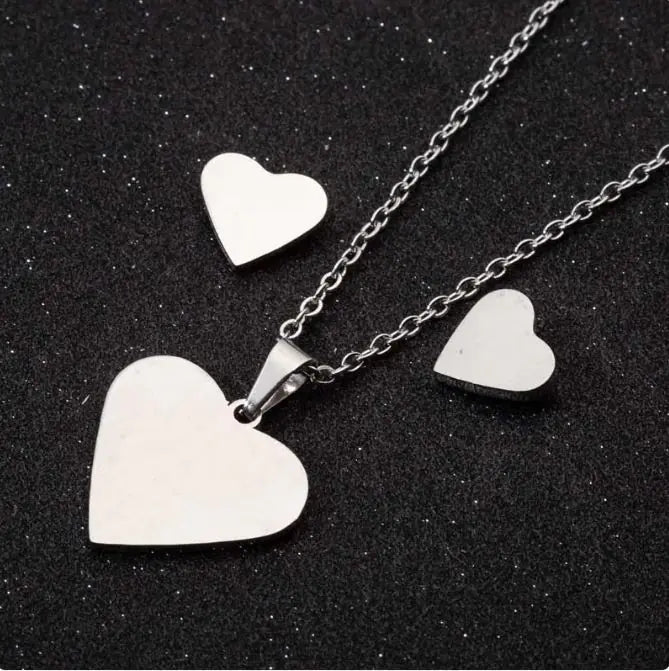 Elegant Heart Pendant Necklace - Stainless Steel Love Jewelry