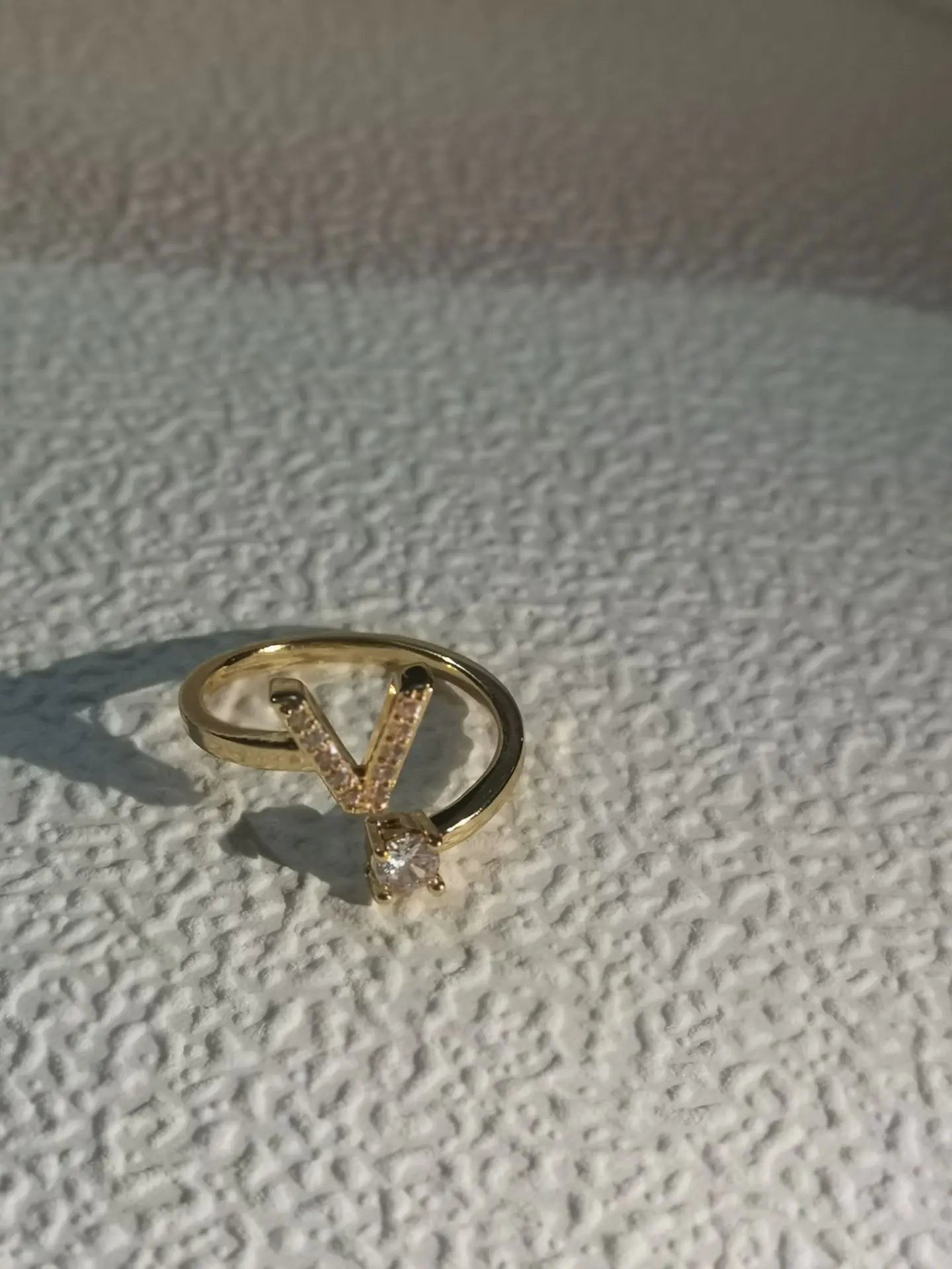 Zircon Letter Ring - Personalized Micro-Inlaid Jewelry