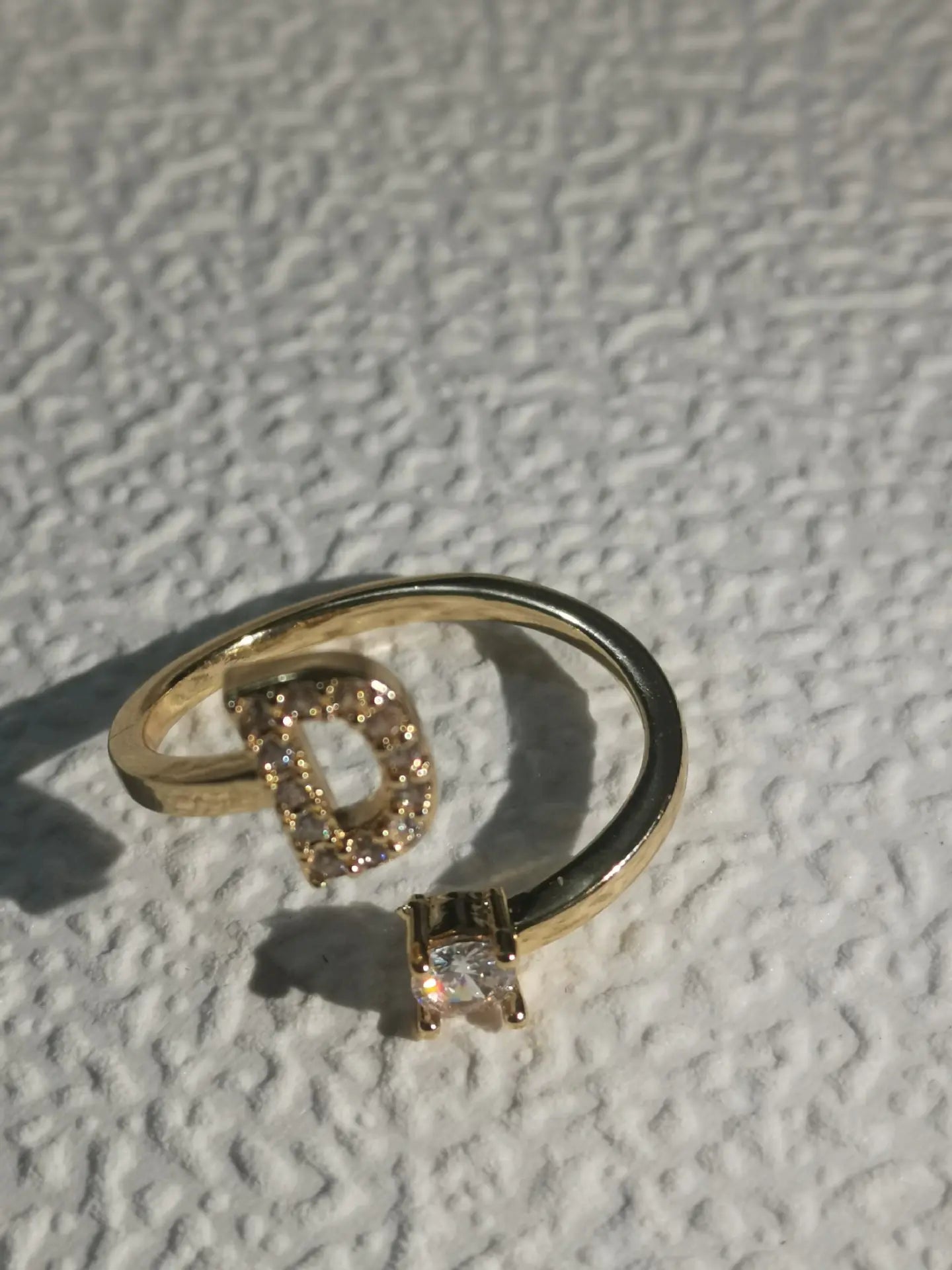 Zircon Letter Ring - Personalized Micro-Inlaid Jewelry
