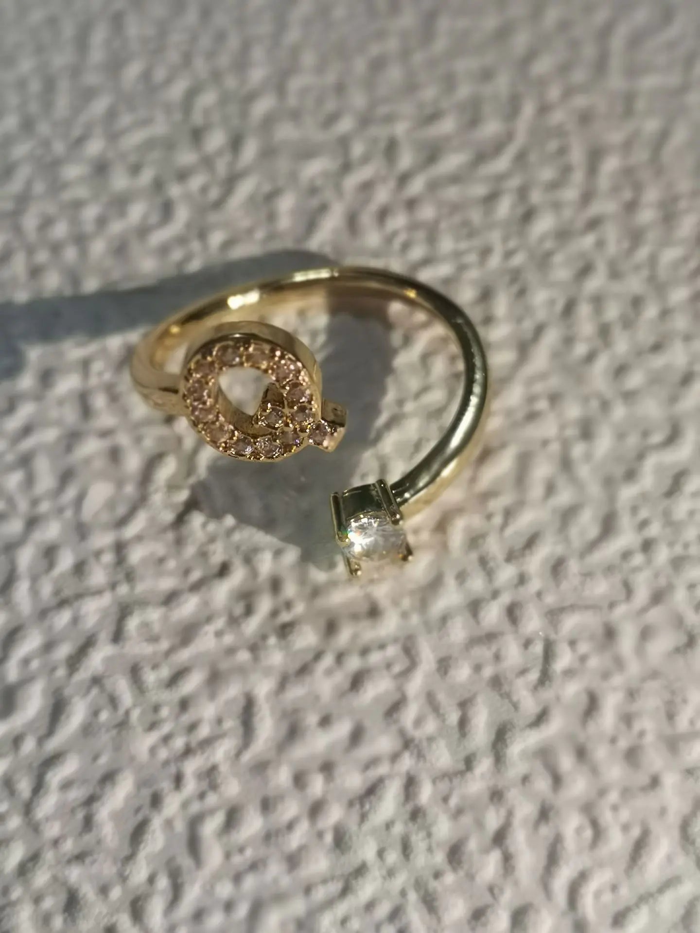 Zircon Letter Ring - Personalized Micro-Inlaid Jewelry