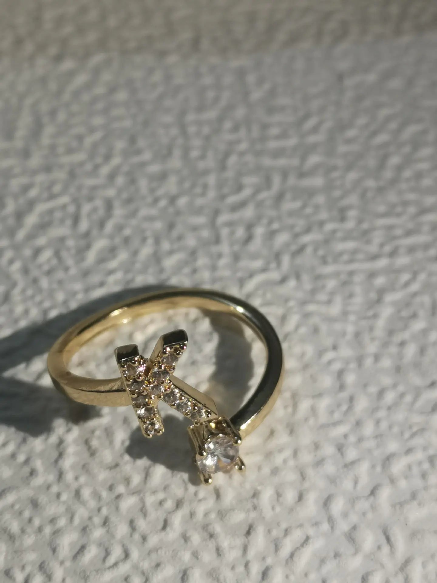 Zircon Letter Ring - Personalized Micro-Inlaid Jewelry